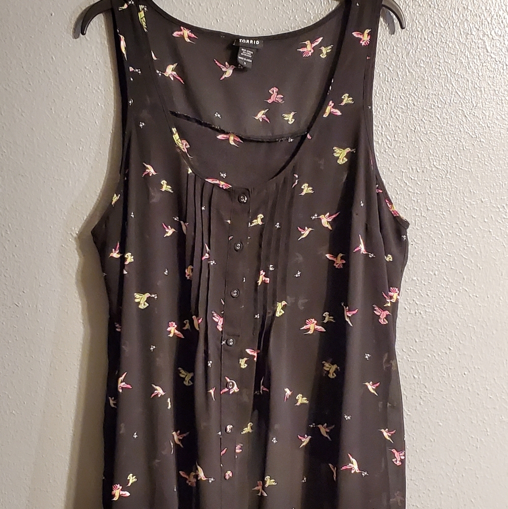 Black hummingbird top